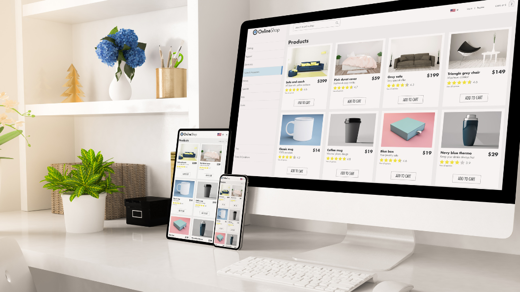 Interface utilisateur d'une boutique en ligne affichée sur ordinateur et smartphone